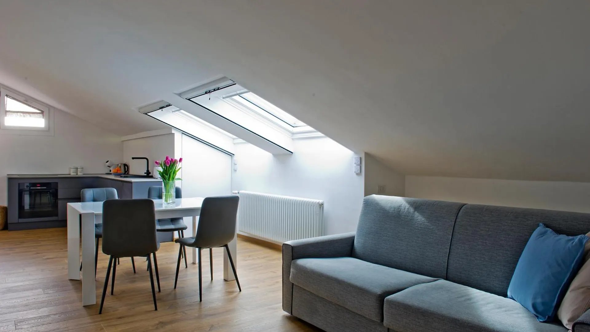Sky View Apartment Como