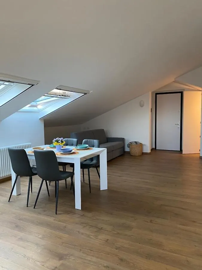 Sky View Apartment Como