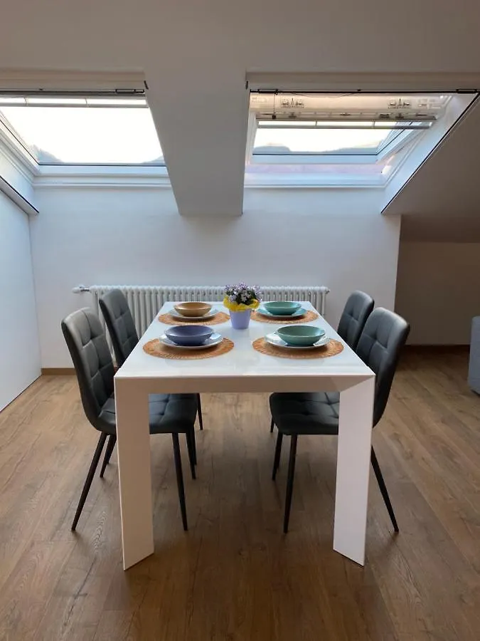 Sky View Apartment Como Italy